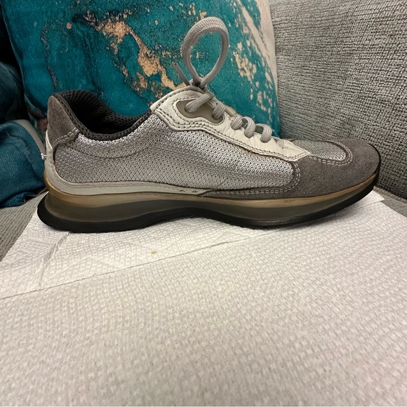 PRADA Trainers ATHLETIC LUXURY ~CHIC COMFORT ~ a Timeless Design & Neutral Color - Picture 13 of 16